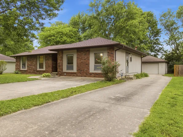 620 S Hampton Avenue, Republic, MO 65738