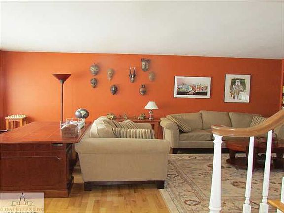 5th image of 1831 E Cahill Dr