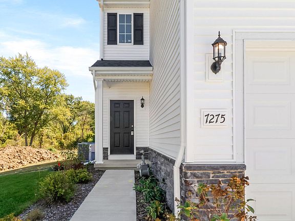 2nd image of 5767 Ruby Rd #354-4