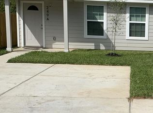 249 Owens St #B, Houston, TX 77029