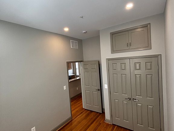 5th image of 1217 King St #A