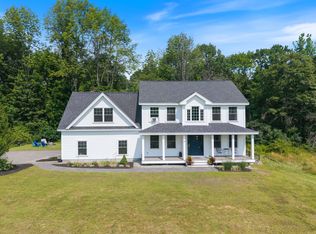 10 Charlan Ln, Windham, ME 04062