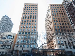 3740 N Lake Shore Dr APT 2A, Chicago, IL 60613
