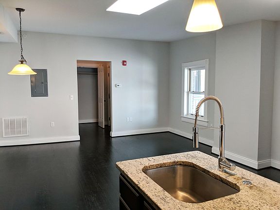 Kitchen \ Living Room