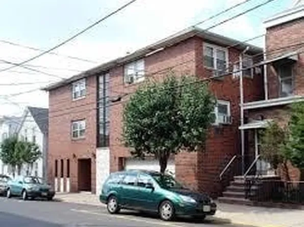 116 71st St APT 13, Guttenberg, NJ 07093