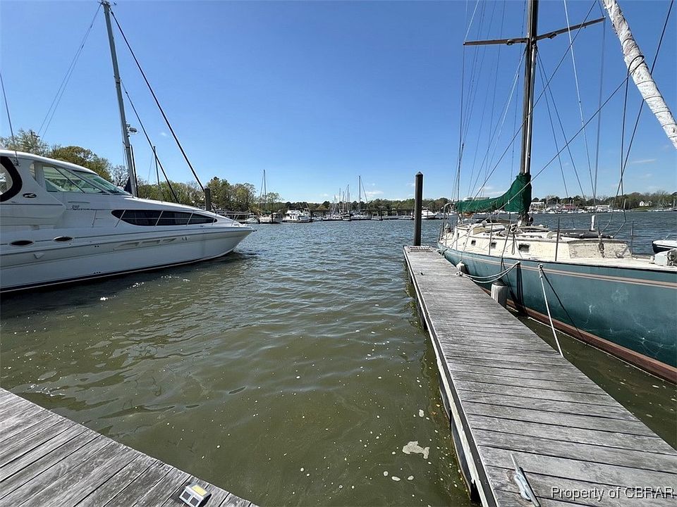2nd image of Slip 75 Mollys Way