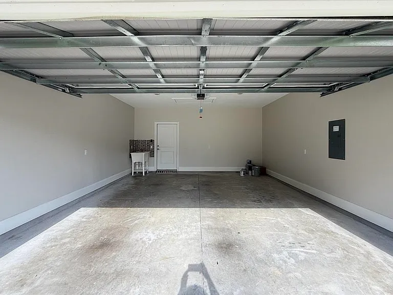 855 Avery Park Dr — Photo 35