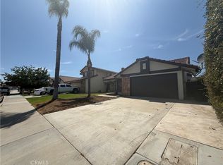1910 Summertree Dr, Perris, CA 92571
