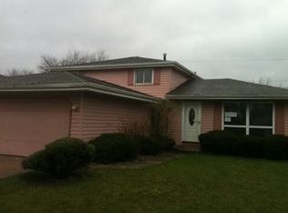 7502 Bigger St, Merrillville, IN 46410