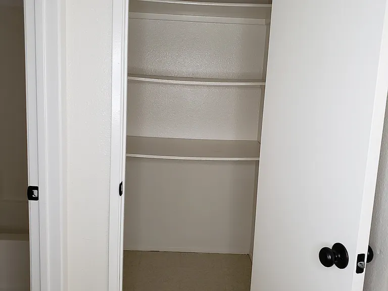 Vista Del Rio Apartments — Photo 22