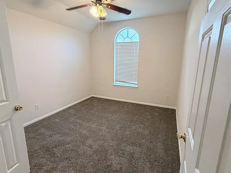17407 S Sienna Cove Ln — Photo 32