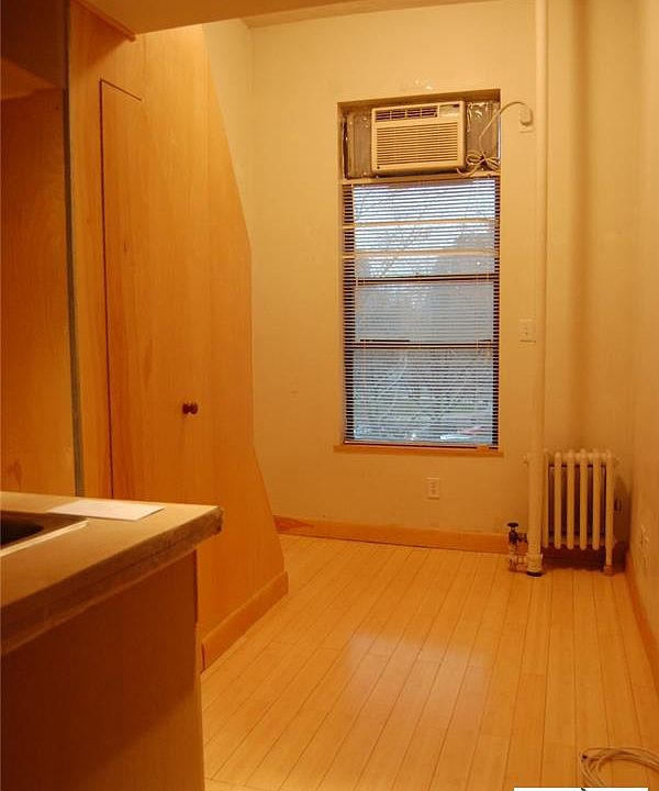 1st image of 351 W 29th St APT 14