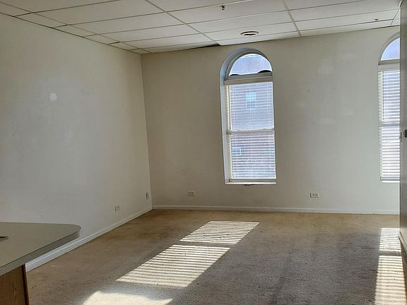 4th image of 226 N Benton St APT 2