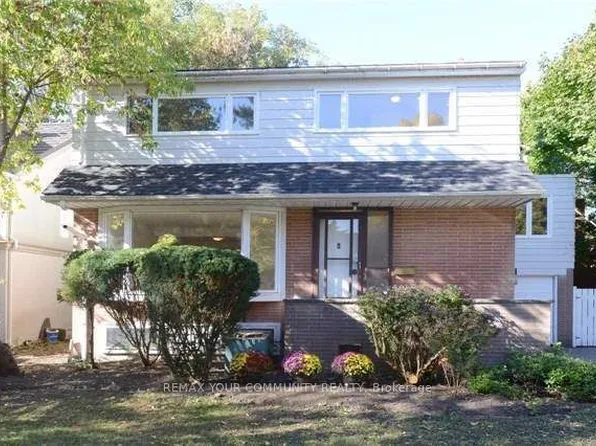 8 Appledale Rd, Toronto, ON M9B 5G4