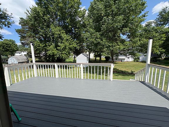 5th image of 1775 Glenwood Dr