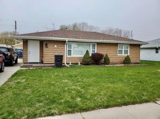 116 Voss Rd, Grand Island, NE 68801