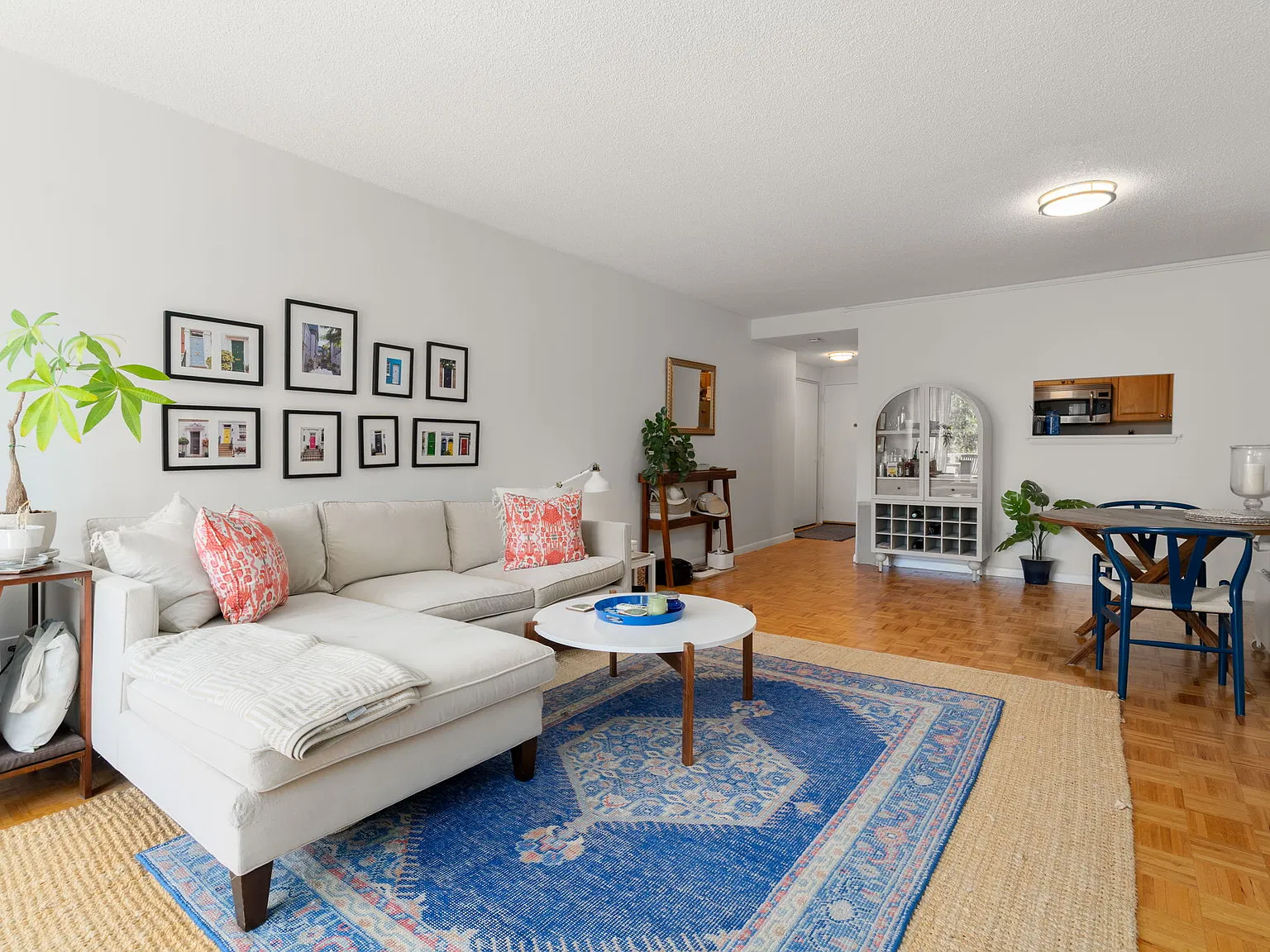 100 Marion St — Photo 1