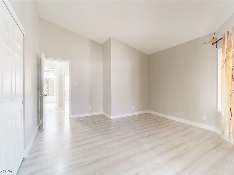 8517 Soneto Ln — Photo 13