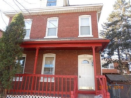 1st image of 812 N 22nd Ave