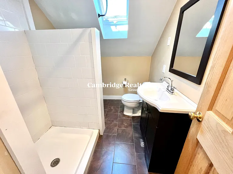 32 Fairmont Ave #2T — Photo 34