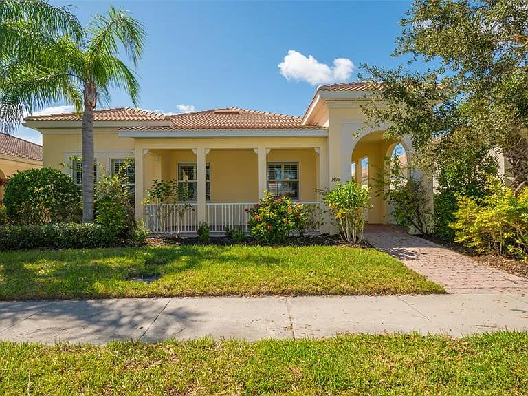 1498 Ernesto Dr — Photo 2