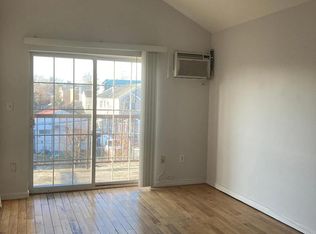 611 Hollywood Ave APT 3, Bronx, NY 10465