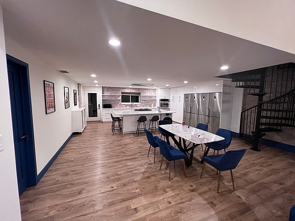 4th image of 651 Walnut St #102