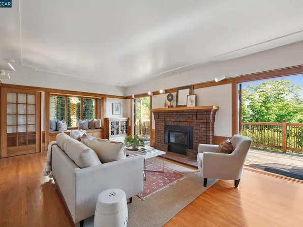 5985 Buena Vista Ave, Oakland, CA 94618