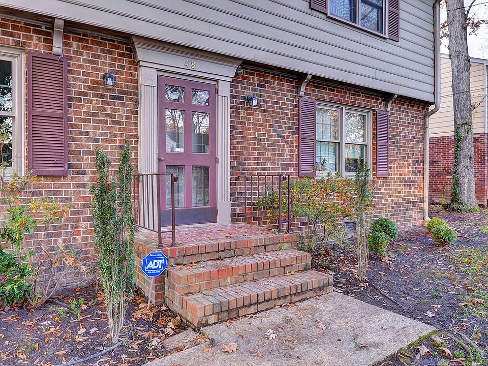 1st image of 48 Huxley Pl