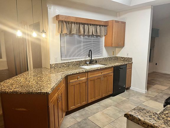 3rd image of 59 Carriage Creek Way #59