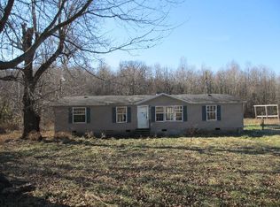 1016 Sugar Grove Rd, Whitesville, KY 42378