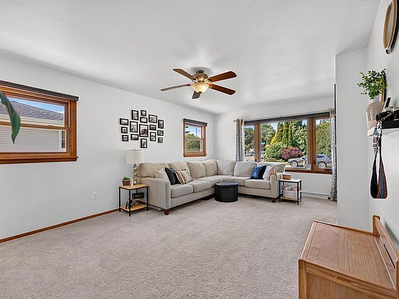 5th image of 1303 N 27th STREET