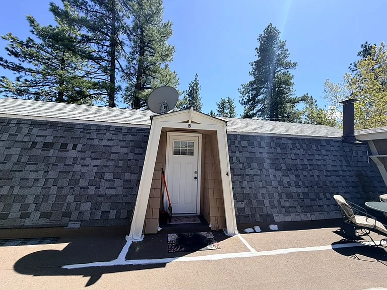 16770 Mount Rose Hwy #B — Photo 5