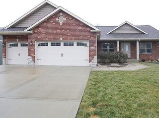 1239 Rutledge Dr, Troy, IL 62294