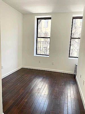 1st image of 171 Thompson St APT 18