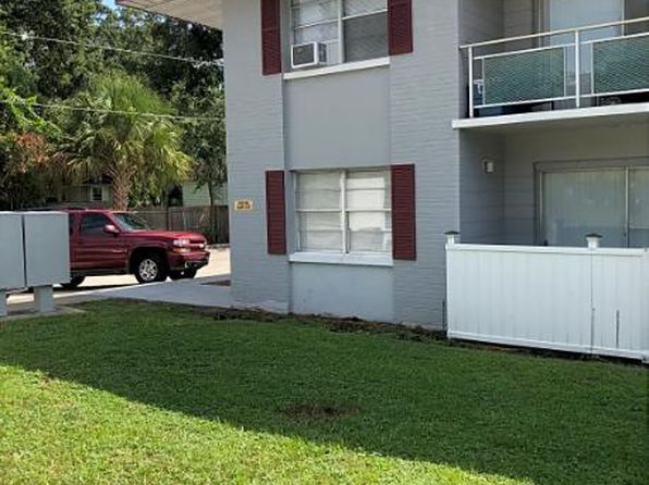 Candlelight Square, 2441 Spring Park Rd, Jacksonville, FL 32207