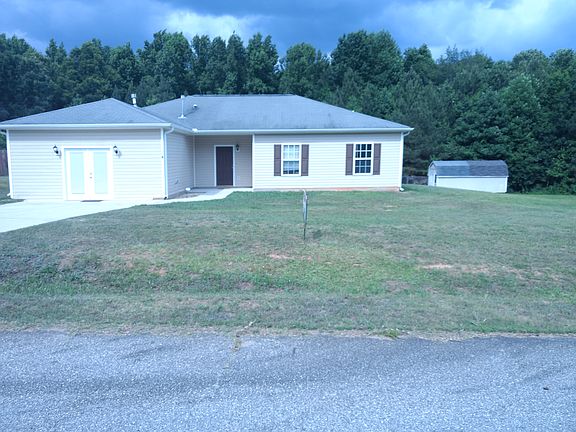 3rd image of 119 Bragg Dr