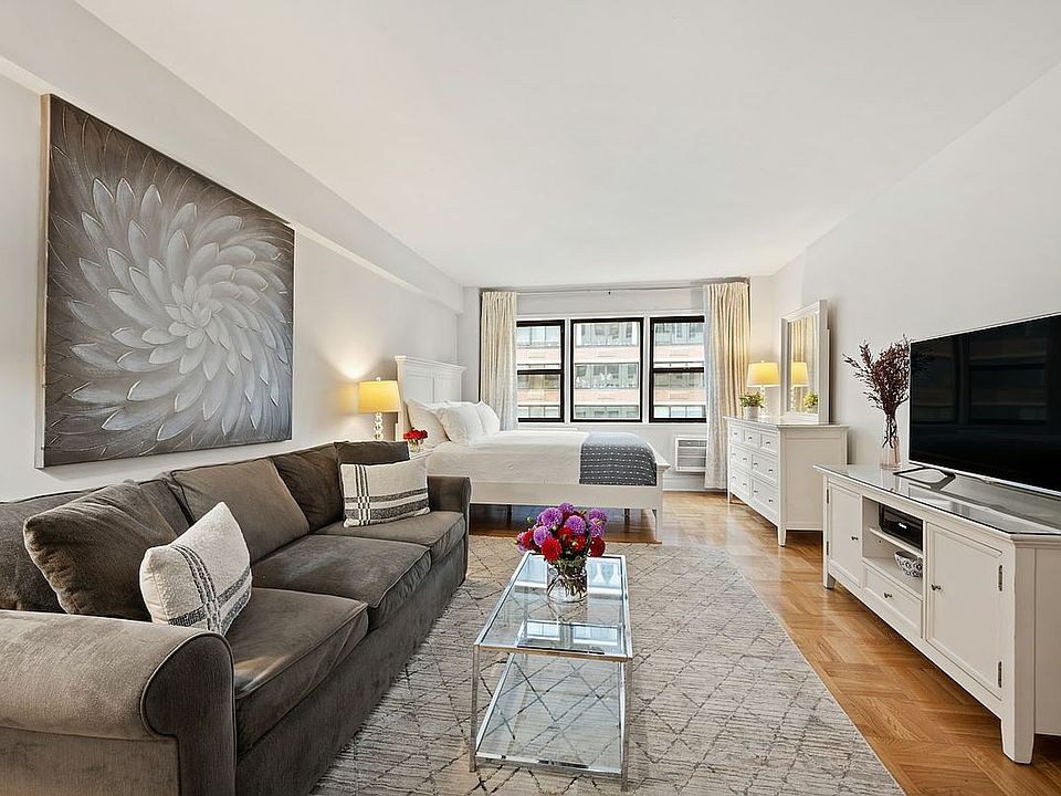 1st image of 333 E 75th St APT 6D