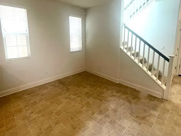 1824 Blue Sage Ln — Photo 5
