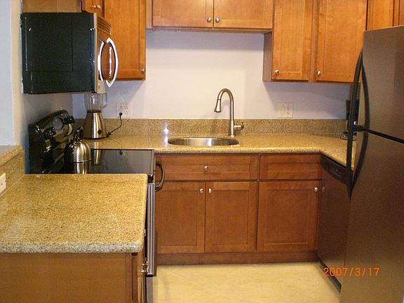 new kitchens-granite-stainless