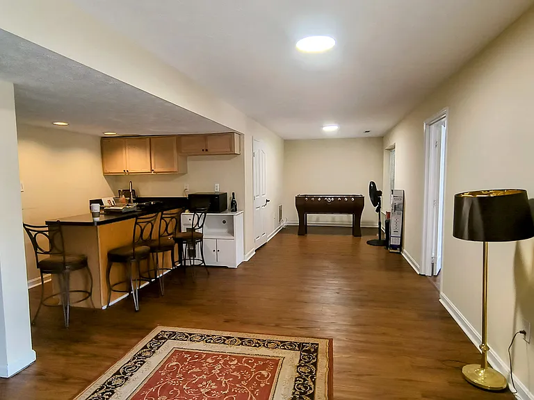 17507 Applewood Ln — Photo 3