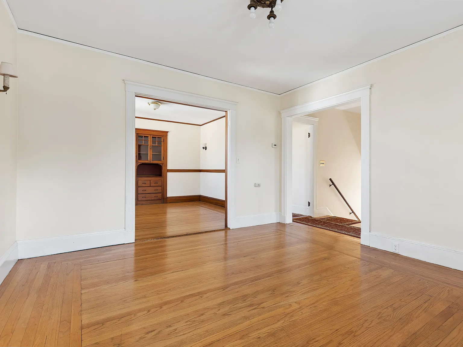 3 bed, 1400 sqft, $3,295 — Photo 3