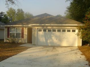 860 E Walnut Ave, Crestview, FL 32539