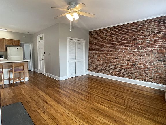 3rd image of 1417 N Harrison St #2