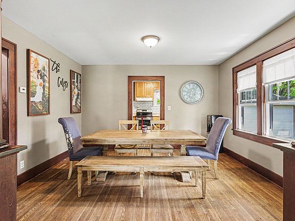 4th image of 120 Greenfield Blvd