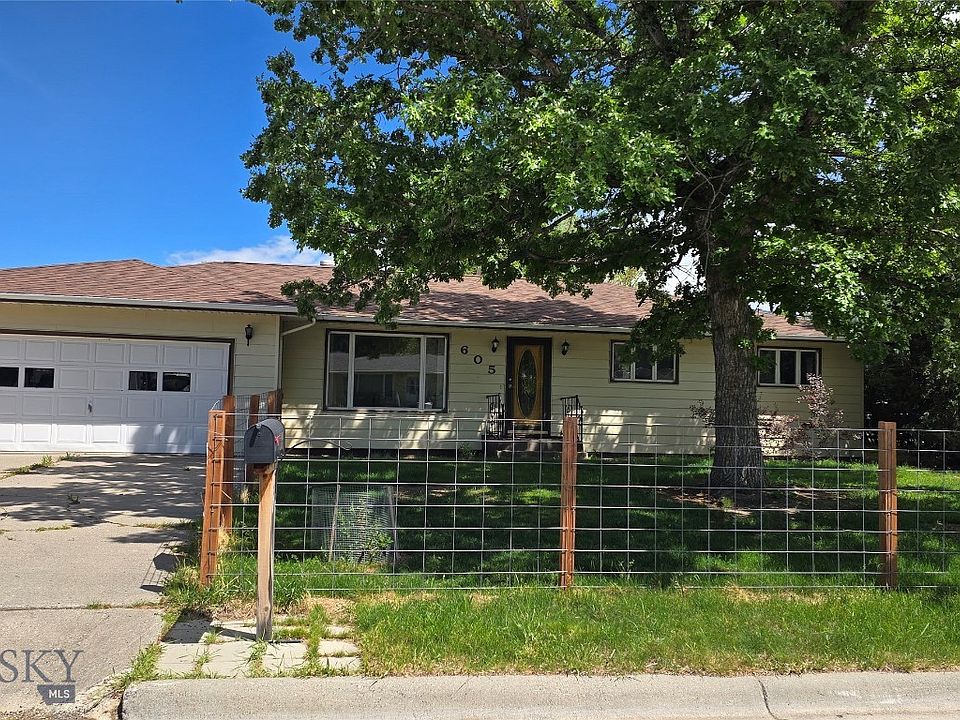 1st image of 605 Robin Ln