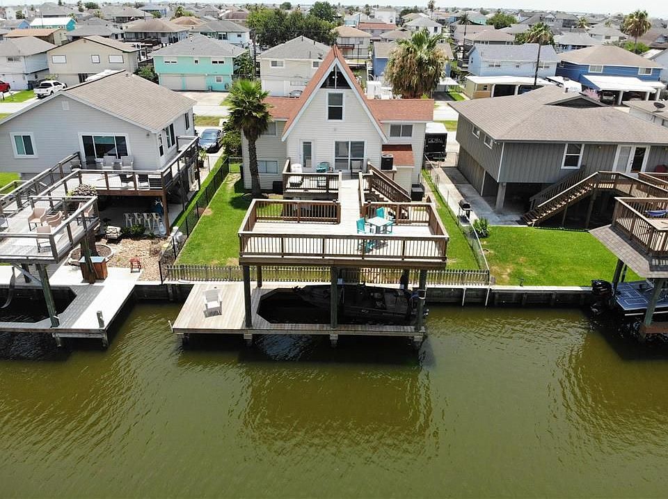 1st image of 169 Barracuda St