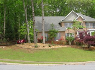 511 Deer Run Way, Woodstock, GA 30189