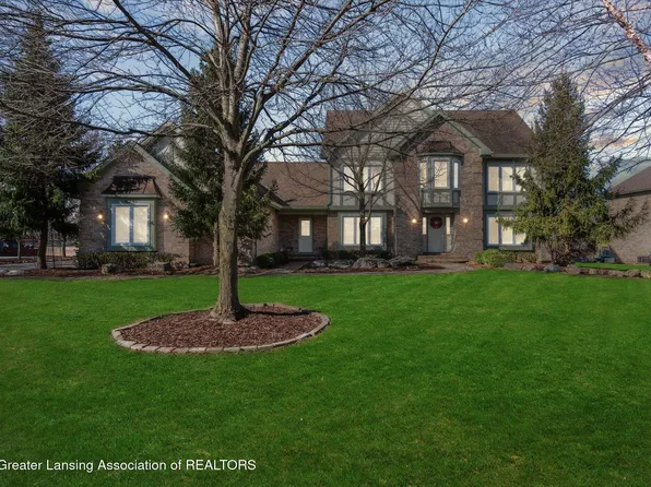 6261 Windrush Ln, East Lansing, MI 48823
