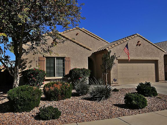 4th image of 3575 N Balboa Dr